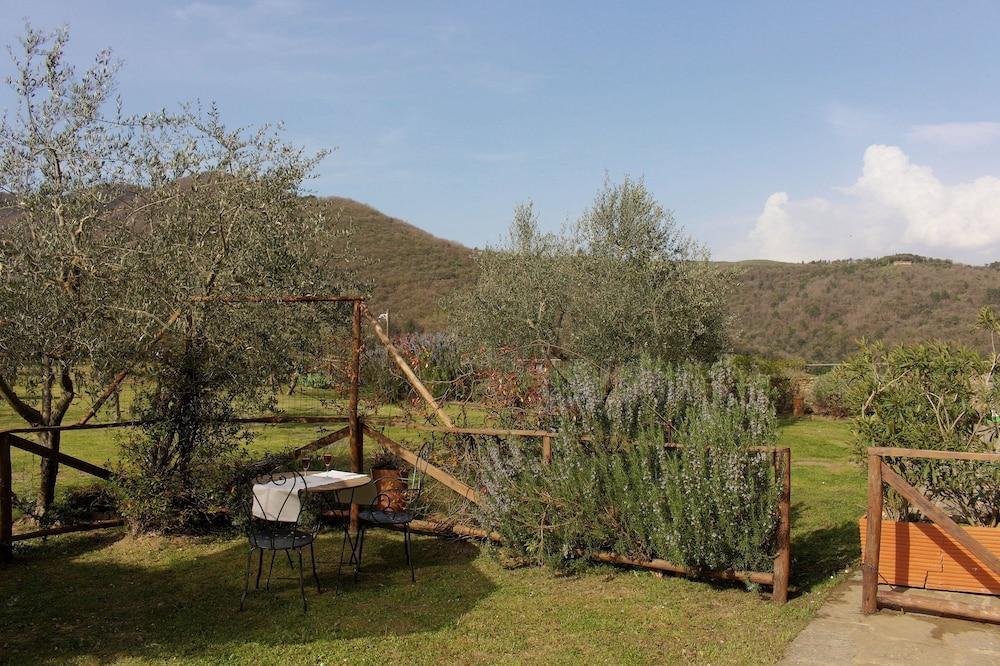 Agriturismo Casavecchia فيليني فالدارنو المظهر الخارجي الصورة
