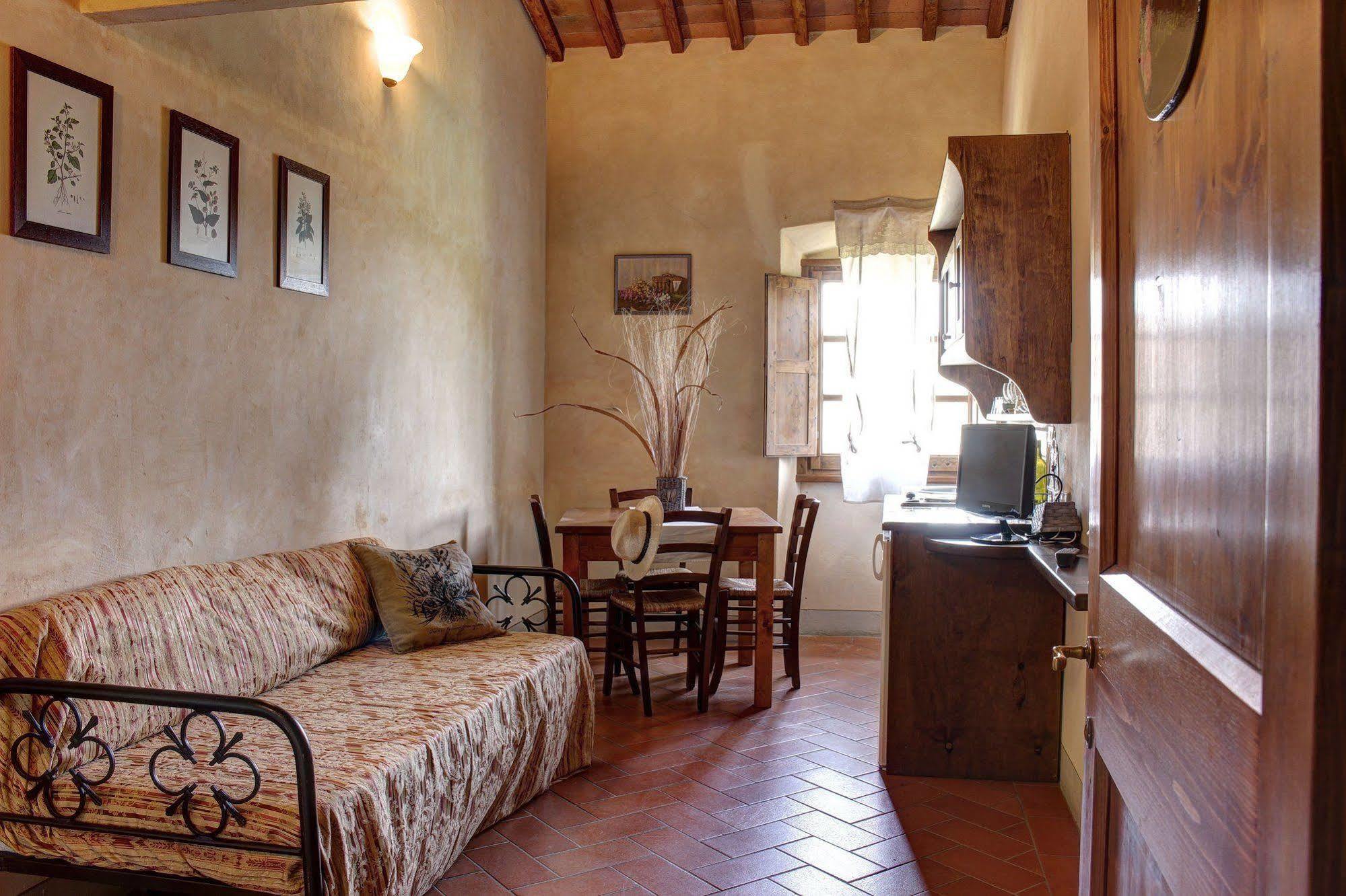Agriturismo Casavecchia فيليني فالدارنو المظهر الخارجي الصورة
